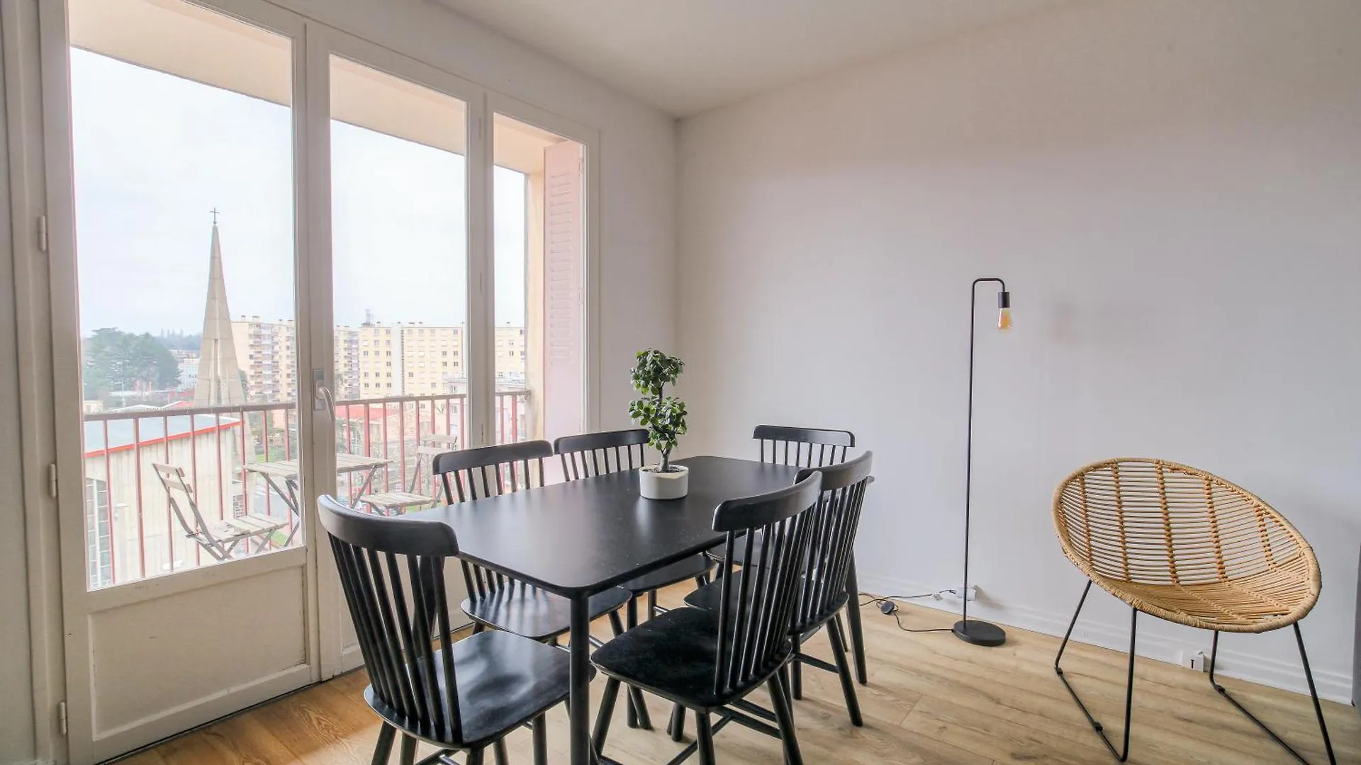 Charcot Appartment Lyon France