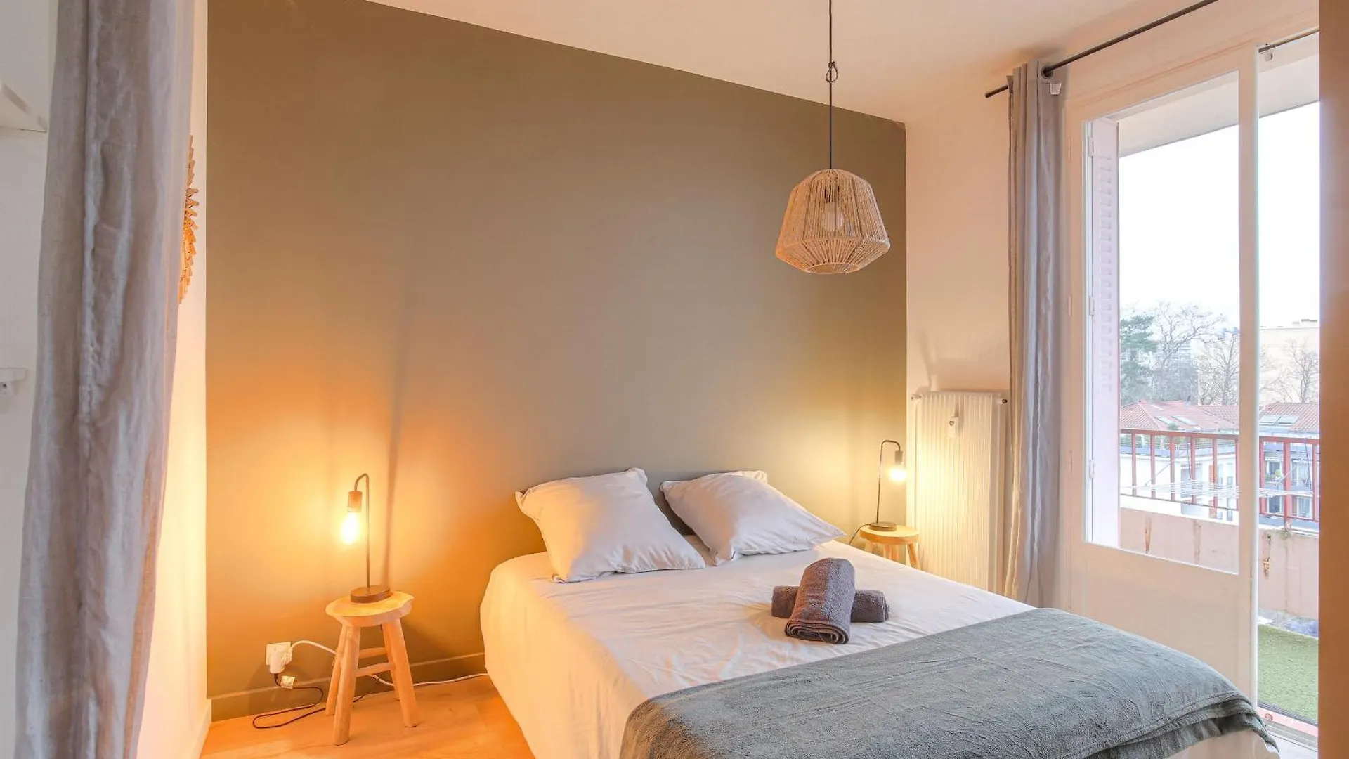 Charcot Appartment Lyon Apartment